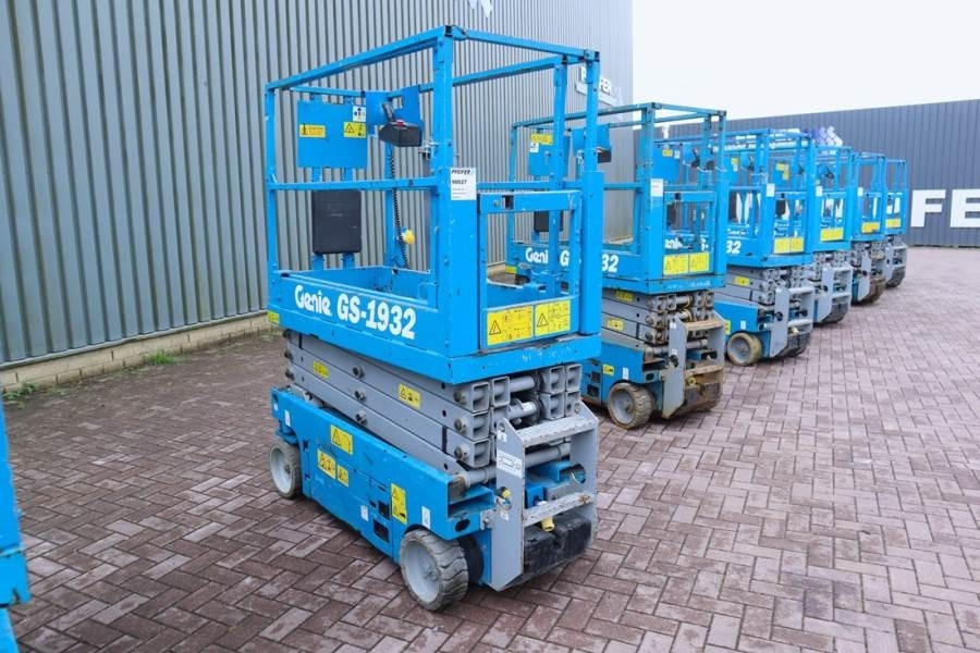 Genie GS1932 Electric, Working Height 7.8 m, 227kg Capac  - Käärlift: pilt 2 Genie GS1932 Electric, Working Height 7.8 m, 227kg Capac  - Käärlift: pilt 2