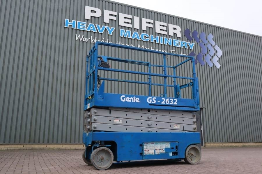 Genie GS2632 Electric, Working Height 10m, 227kg Capacit - Käärlift: pilt 1 Genie GS2632 Electric, Working Height 10m, 227kg Capacit - Käärlift: pilt 1