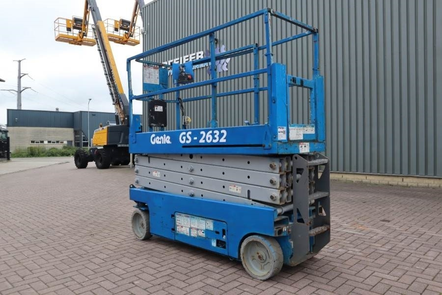 Genie GS2632 Electric, Working Height 10m, 227kg Capacit - Käärlift: pilt 4 Genie GS2632 Electric, Working Height 10m, 227kg Capacit - Käärlift: pilt 4