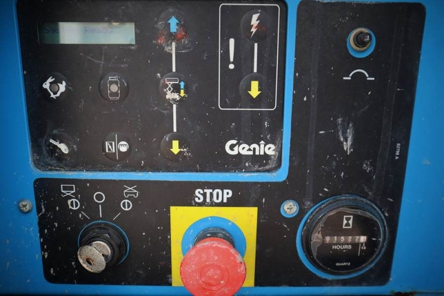 Genie GS4390 Diesel, 4x4 Drive, 15.11m Working Height 68 - Käärlift: pilt 3 Genie GS4390 Diesel, 4x4 Drive, 15.11m Working Height 68 - Käärlift: pilt 3