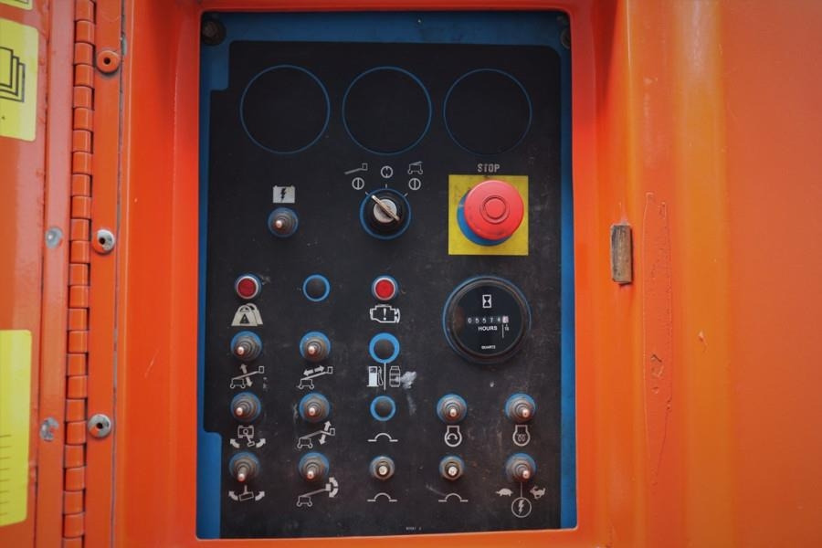 Genie S45 Valid inspection, Diesel, 4x4 Drive, 15.72 m W - Teleskooppoom: pilt 4 Genie S45 Valid inspection, Diesel, 4x4 Drive, 15.72 m W - Teleskooppoom: pilt 4