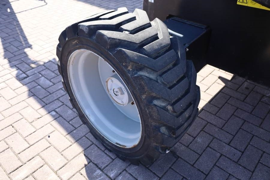 Liigendpoom Genie Z62/40 Diesel, 4x4 Drive, 20.9 m Working Height, 1: pilt 15