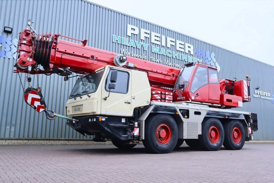 Grove GMK3060 Diesel, 6x6x6 Drive, 60t Capacity, 43m Mai - Maastikukraana: pilt 1 Grove GMK3060 Diesel, 6x6x6 Drive, 60t Capacity, 43m Mai - Maastikukraana: pilt 1