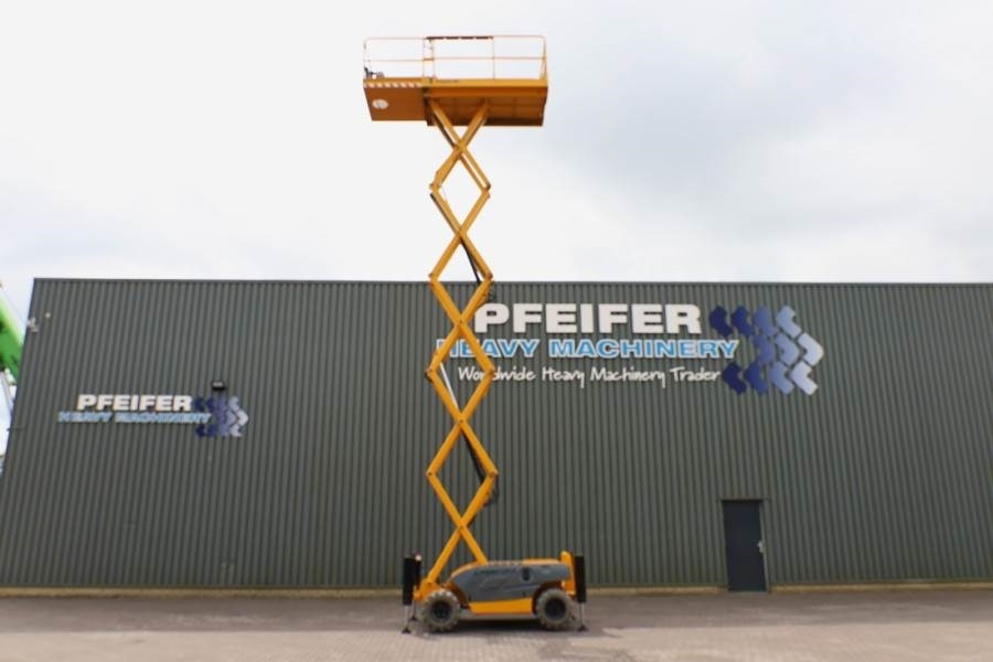 Haulotte Compact 12RTE Electric, 12m Working Height, 450kg - Käärlift: pilt 3 Haulotte Compact 12RTE Electric, 12m Working Height, 450kg - Käärlift: pilt 3