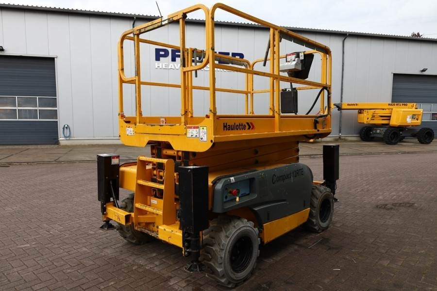 Haulotte Compact 12RTE Electric, 12m Working Height, 450kg - Käärlift: pilt 2 Haulotte Compact 12RTE Electric, 12m Working Height, 450kg - Käärlift: pilt 2