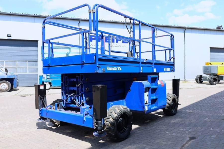 Haulotte H15SX Diesel, 4x4 Drive 15 Working Height, 500kg C - Käärlift: pilt 2 Haulotte H15SX Diesel, 4x4 Drive 15 Working Height, 500kg C - Käärlift: pilt 2