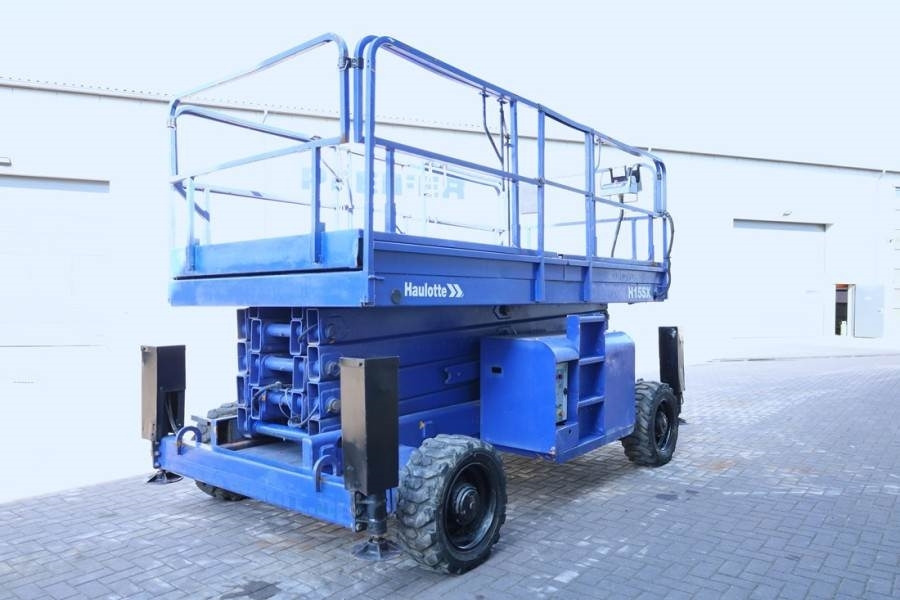 Haulotte H15SX Diesel, 4x4 Drive 15 Working Height, 500kg C - Käärlift: pilt 2 Haulotte H15SX Diesel, 4x4 Drive 15 Working Height, 500kg C - Käärlift: pilt 2