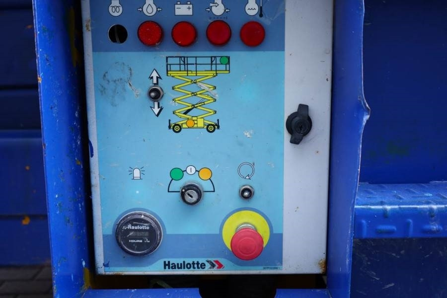 Haulotte H15SX Diesel, 4x4 Drive 15 Working Height, 500kg C - Käärlift: pilt 4 Haulotte H15SX Diesel, 4x4 Drive 15 Working Height, 500kg C - Käärlift: pilt 4