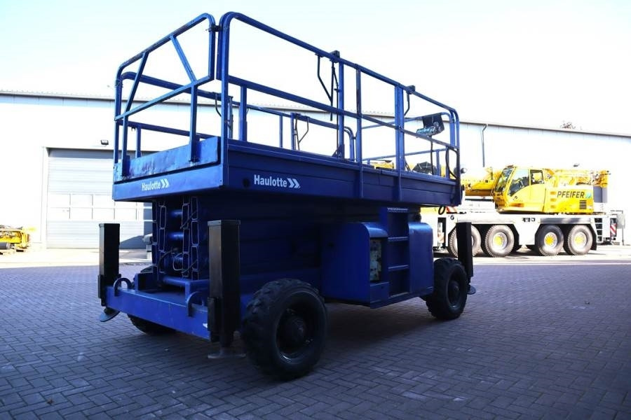 Haulotte H15SX New Tyres, Diesel, 4x4 Drive, 15 Working Hei - Käärlift: pilt 2 Haulotte H15SX New Tyres, Diesel, 4x4 Drive, 15 Working Hei - Käärlift: pilt 2