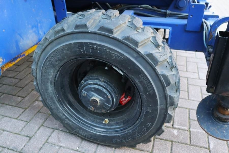 Haulotte H15SX New Tyres, Diesel, 4x4 Drive, 15 Working Hei - Käärlift: pilt 4 Haulotte H15SX New Tyres, Diesel, 4x4 Drive, 15 Working Hei - Käärlift: pilt 4
