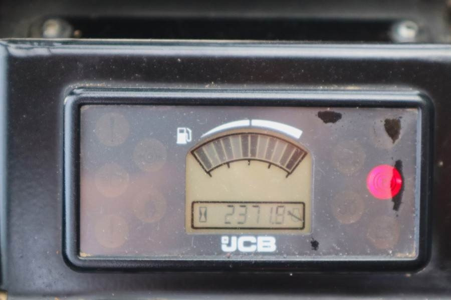 JCB 926 Diesel, 4x4 Drive, Triplex mast, 5500mm Liftin - Ebatasasel maastikul kohanduv kahveltõstuk: pilt 4 JCB 926 Diesel, 4x4 Drive, Triplex mast, 5500mm Liftin - Ebatasasel maastikul kohanduv kahveltõstuk: pilt 4