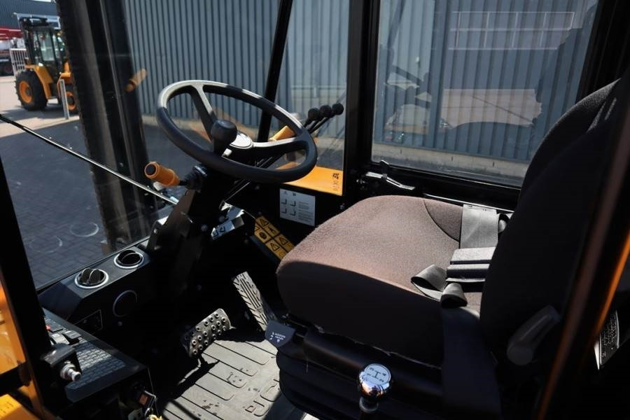 JCB 940-4 T4 Valid inspection, *Guarantee! Diesel, 4x4 - Ebatasasel maastikul kohanduv kahveltõstuk: pilt 4 JCB 940-4 T4 Valid inspection, *Guarantee! Diesel, 4x4 - Ebatasasel maastikul kohanduv kahveltõstuk: pilt 4