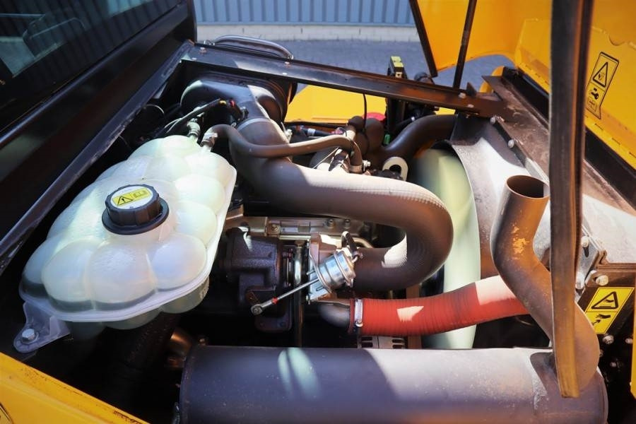 JCB 940-4 T4 Valid inspection, *Guarantee! Diesel, 4x4 - Ebatasasel maastikul kohanduv kahveltõstuk: pilt 3 JCB 940-4 T4 Valid inspection, *Guarantee! Diesel, 4x4 - Ebatasasel maastikul kohanduv kahveltõstuk: pilt 3