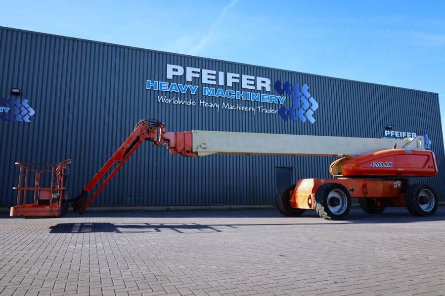 JLG 1200SJP Diesel, 4x4x4 Drive, 38.7m Working Height, - Teleskooppoom: pilt 1 JLG 1200SJP Diesel, 4x4x4 Drive, 38.7m Working Height, - Teleskooppoom: pilt 1