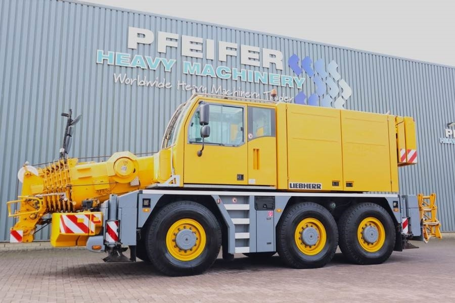 Liebherr LTC1055-3.1 6x6x6 Drive, 55t Capacity, 36m Main Bo - Maastikukraana: pilt 1 Liebherr LTC1055-3.1 6x6x6 Drive, 55t Capacity, 36m Main Bo - Maastikukraana: pilt 1