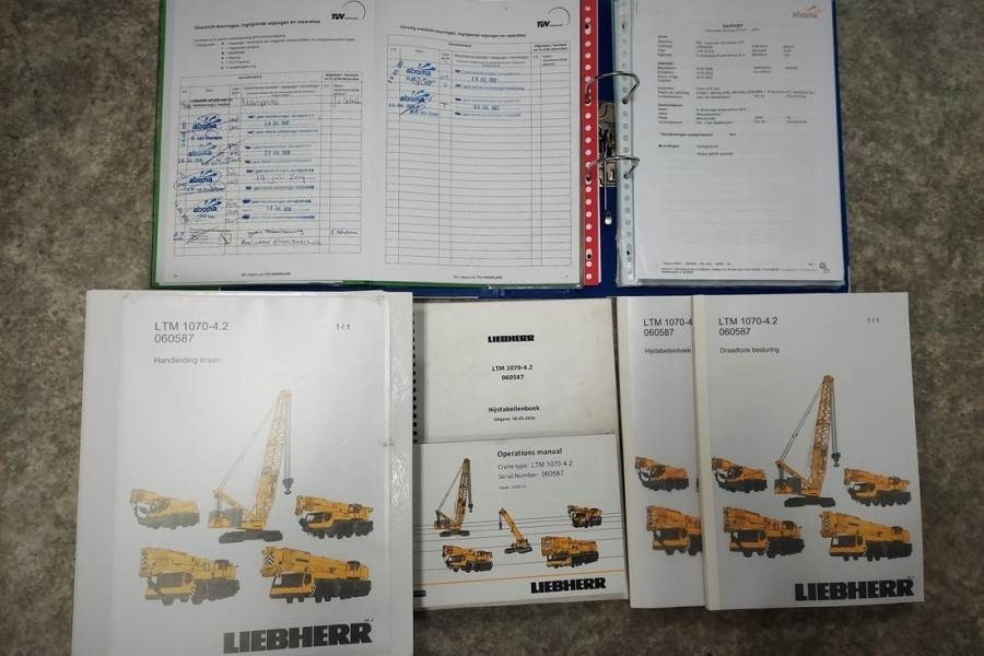 Liebherr LTM1070-4.2 Dutch Vehicle Registration, Valid Insp  liising Liebherr LTM1070-4.2 Dutch Vehicle Registration, Valid Insp: pilt 21