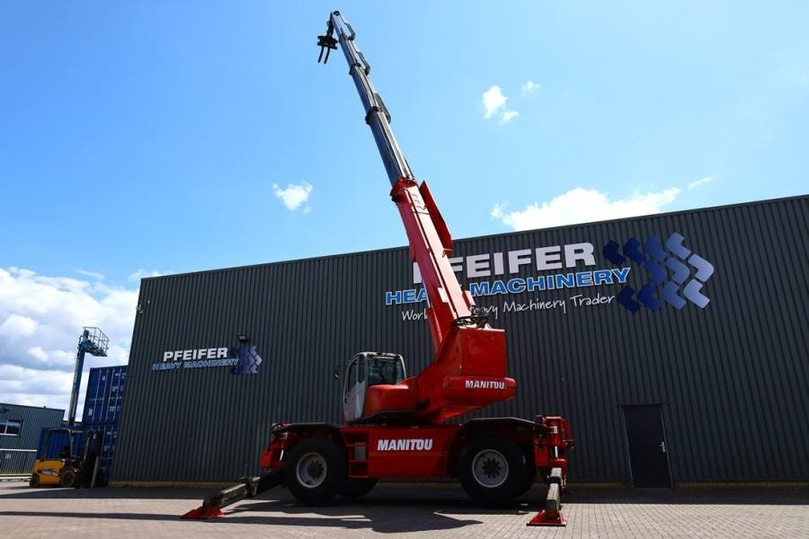Manitou MRT3050 PRIVILEGE Diesel, 4x4 Drive And 4-Wheel St - Teleskooplaadur: pilt 3 Manitou MRT3050 PRIVILEGE Diesel, 4x4 Drive And 4-Wheel St - Teleskooplaadur: pilt 3