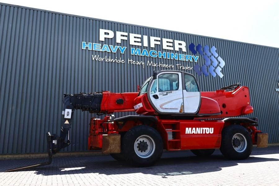 Manitou MRT3050 PRIVILEGE Diesel, 4x4 Drive And 4-Wheel St - Teleskooplaadur: pilt 1 Manitou MRT3050 PRIVILEGE Diesel, 4x4 Drive And 4-Wheel St - Teleskooplaadur: pilt 1