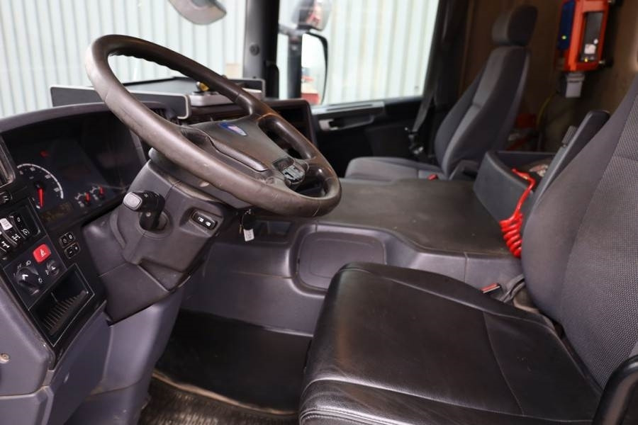 Scania 8x4 With Putzmeister PUMI 24-3.67CS Truck-mounted - Sadulveok: pilt 4 Scania 8x4 With Putzmeister PUMI 24-3.67CS Truck-mounted - Sadulveok: pilt 4
