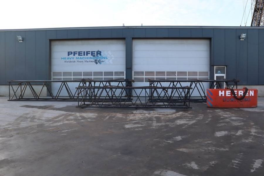 Sumitomo SC700-II 70t Capacity, 43m Boom, 31m Movable Jib, - Roomikkraana: pilt 2 Sumitomo SC700-II 70t Capacity, 43m Boom, 31m Movable Jib, - Roomikkraana: pilt 2