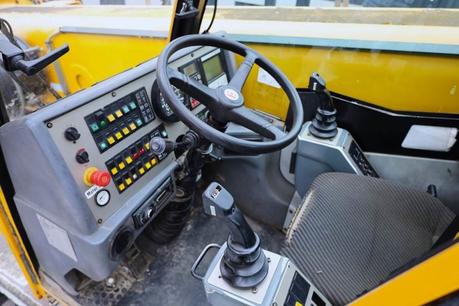 Terex Demag AC40 City Diesel, 6x6 Drive And 6-Wheel Stee - Maastikukraana: pilt 4 Terex Demag AC40 City Diesel, 6x6 Drive And 6-Wheel Stee - Maastikukraana: pilt 4
