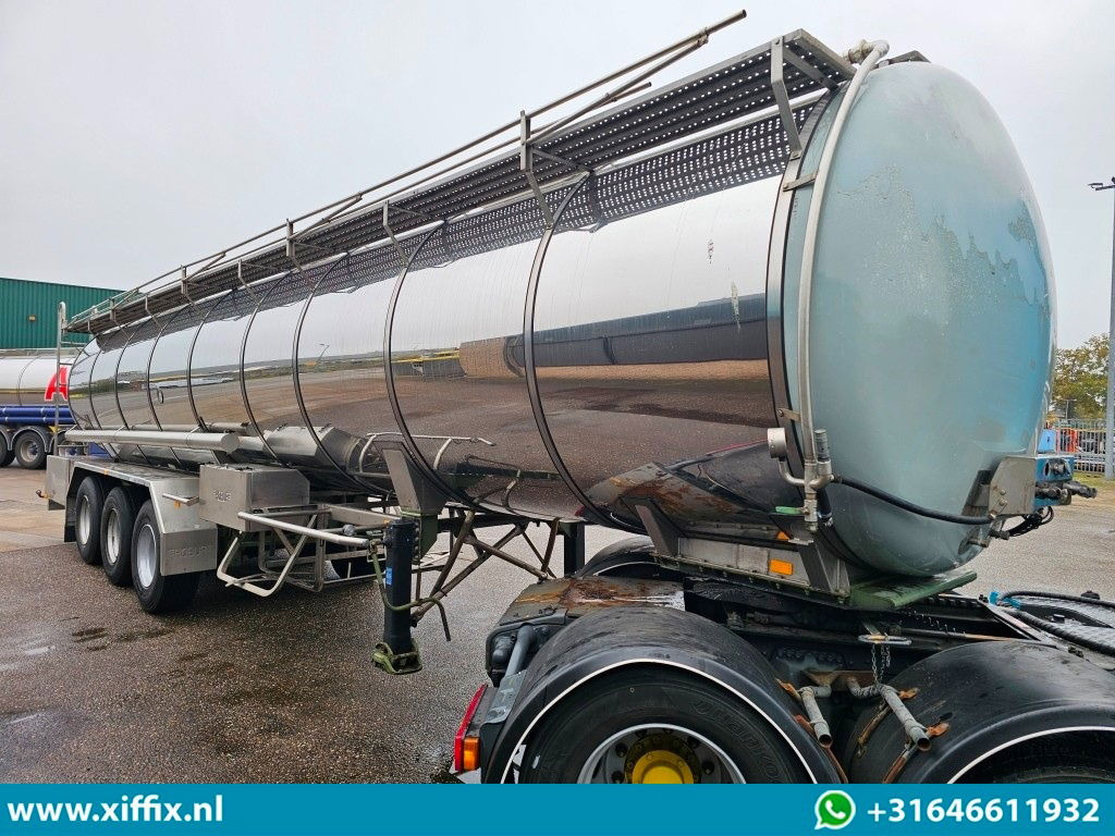 Burg 3-ass. Geisoleerde RVS tank oplegger / Food / 1 Compartiment - Tsistern poolhaagis: pilt 4 Burg 3-ass. Geisoleerde RVS tank oplegger / Food / 1 Compartiment - Tsistern poolhaagis: pilt 4