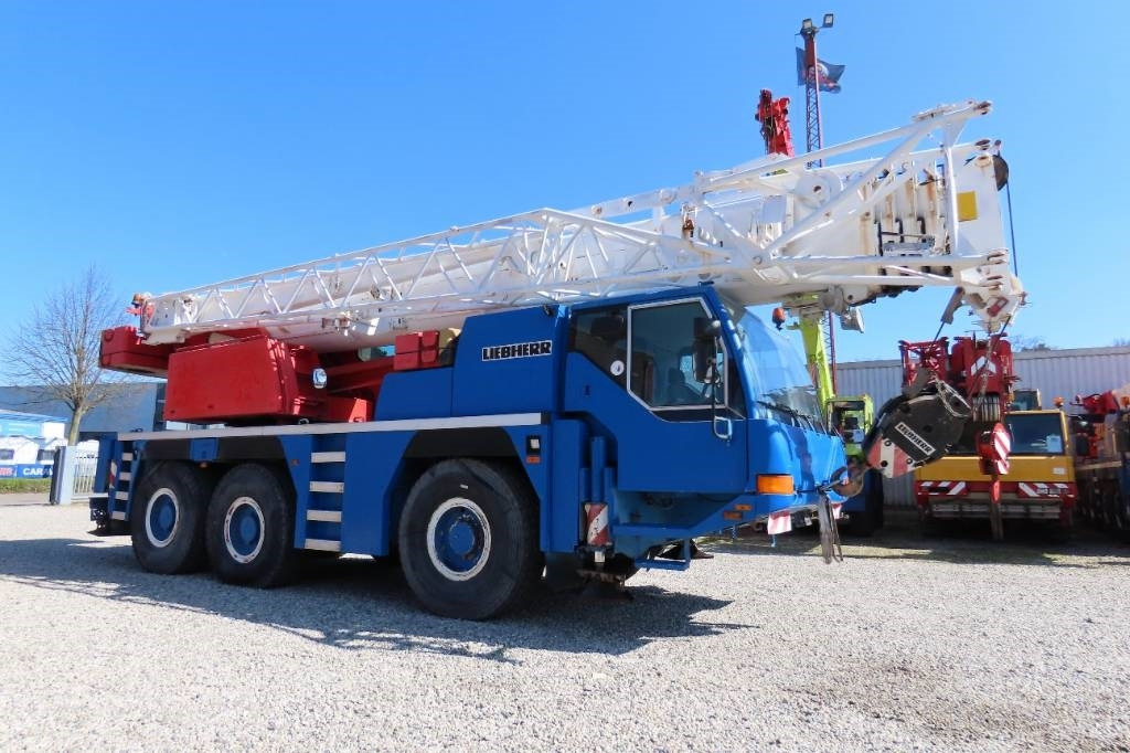 Liebherr LTM 1055-1 - Maastikukraana: pilt 2 Liebherr LTM 1055-1 - Maastikukraana: pilt 2