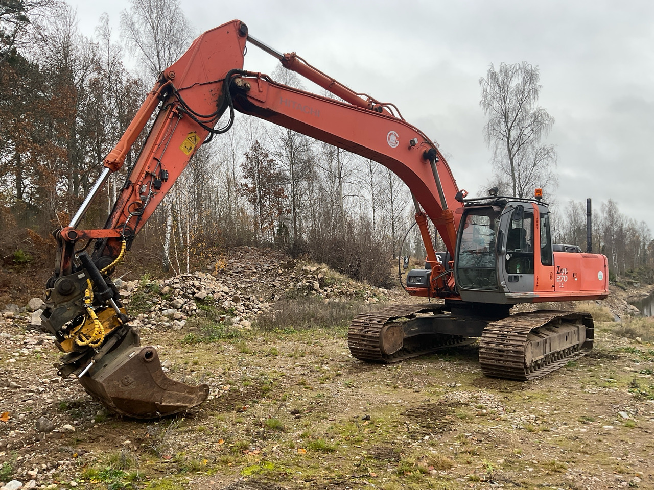 Hitachi ZX270LC - Ekskavaator: pilt 1 Hitachi ZX270LC - Ekskavaator: pilt 1