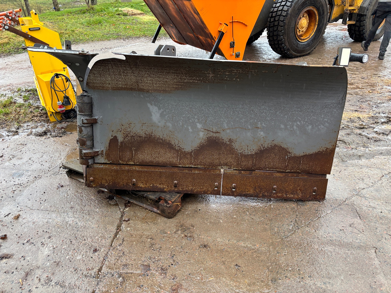 Holms PU-3.6 - Lumesahk: pilt 1 Holms PU-3.6 - Lumesahk: pilt 1