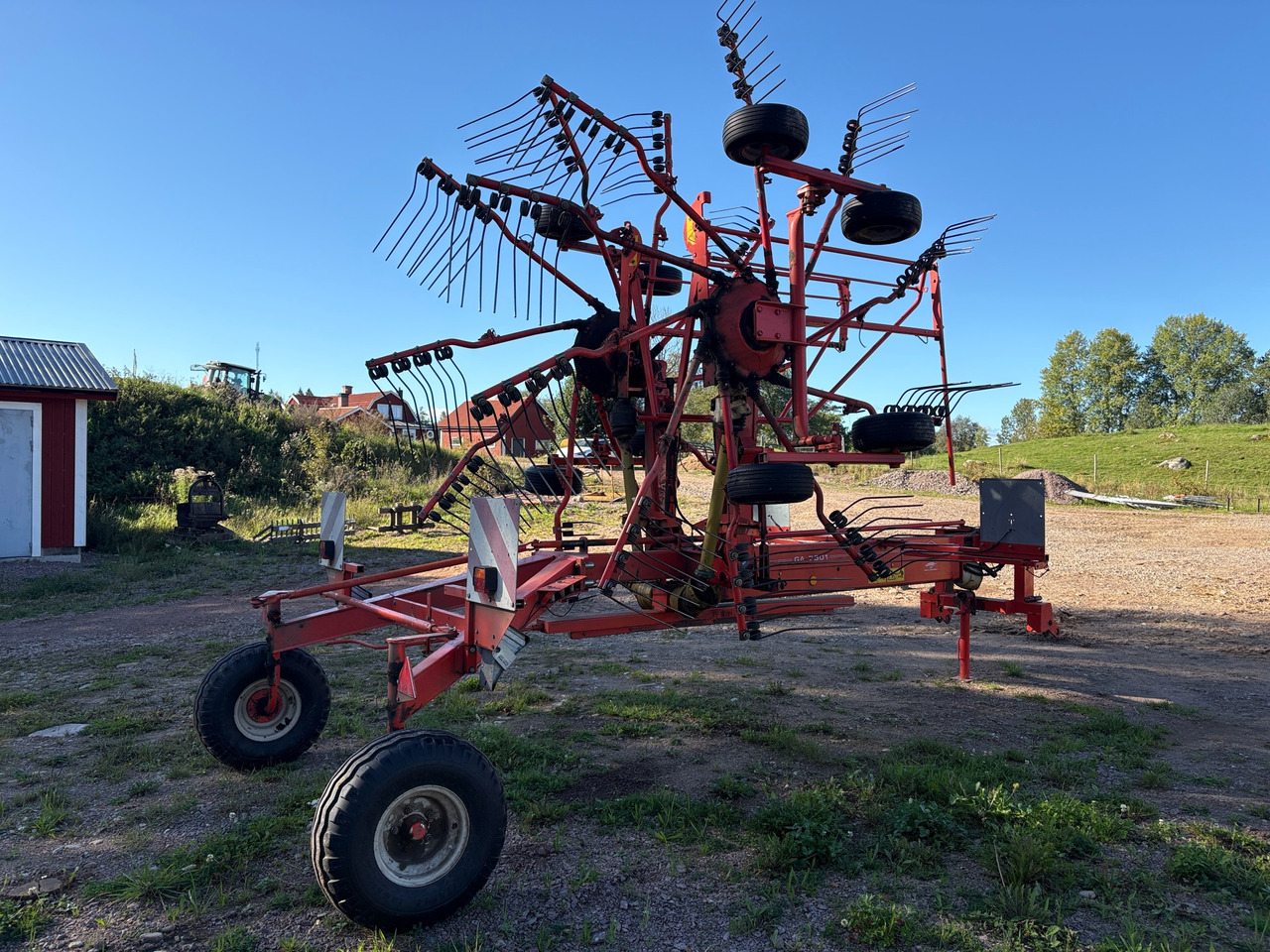 Kuhn GA 7301 - Kaarutaja/ Reha: pilt 1 Kuhn GA 7301 - Kaarutaja/ Reha: pilt 1