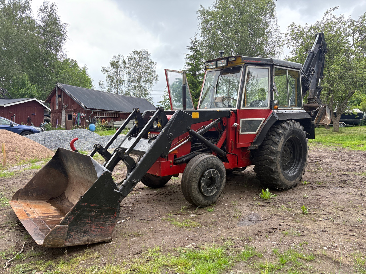 Massey Ferguson 50B - Ekskavaator-laadur: pilt 1 Massey Ferguson 50B - Ekskavaator-laadur: pilt 1