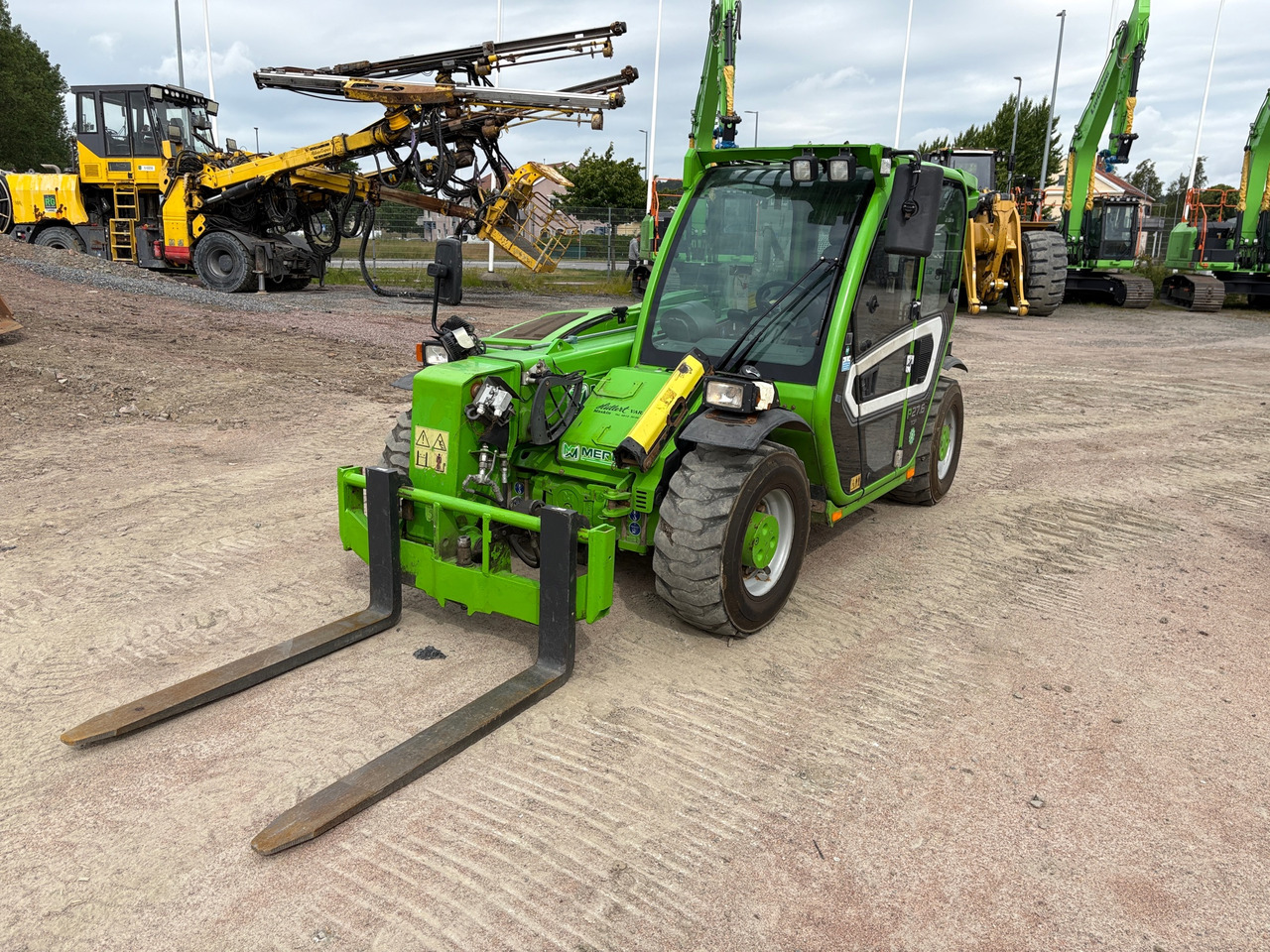 Merlo P27.6 Plus - Teleskooplaadur: pilt 1 Merlo P27.6 Plus - Teleskooplaadur: pilt 1