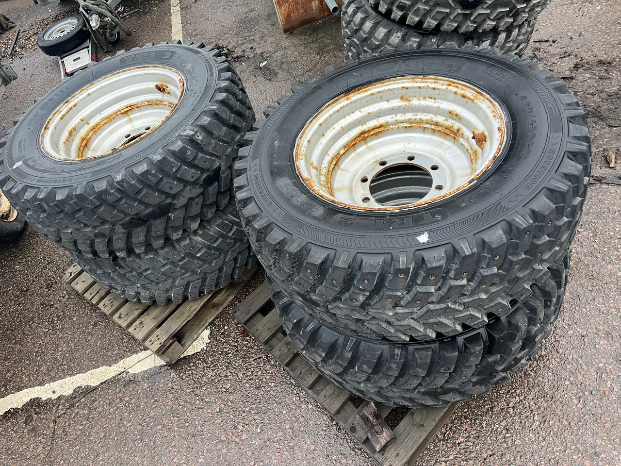 Nokian 420/65-24 - Rehv - Ehitusmasinad: pilt 1 Nokian 420/65-24 - Rehv - Ehitusmasinad: pilt 1