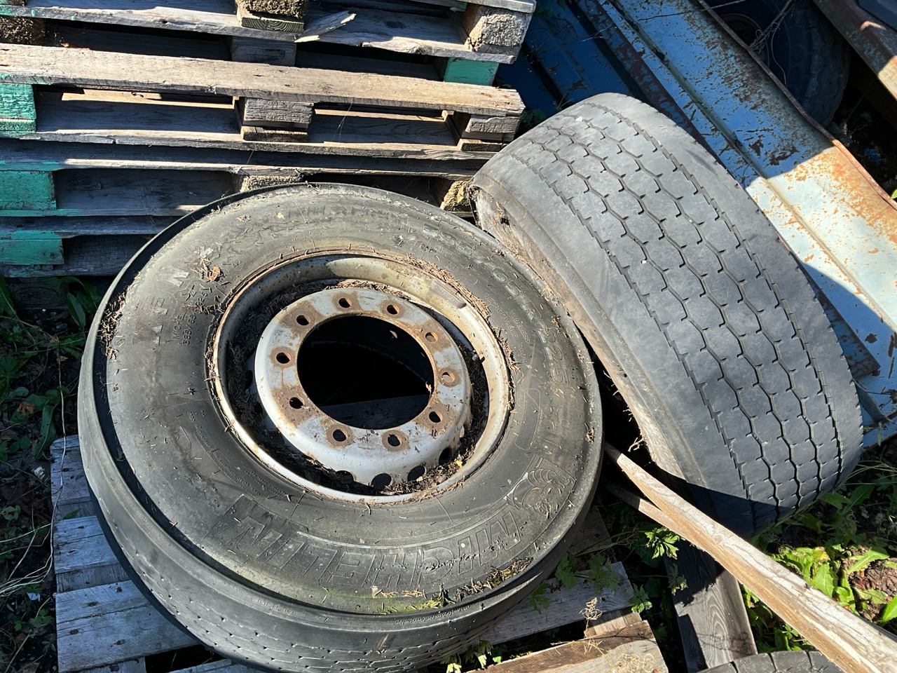 Scania 385/65R22.5 - Komplektne ratas - Veoauto: pilt 1 Scania 385/65R22.5 - Komplektne ratas - Veoauto: pilt 1