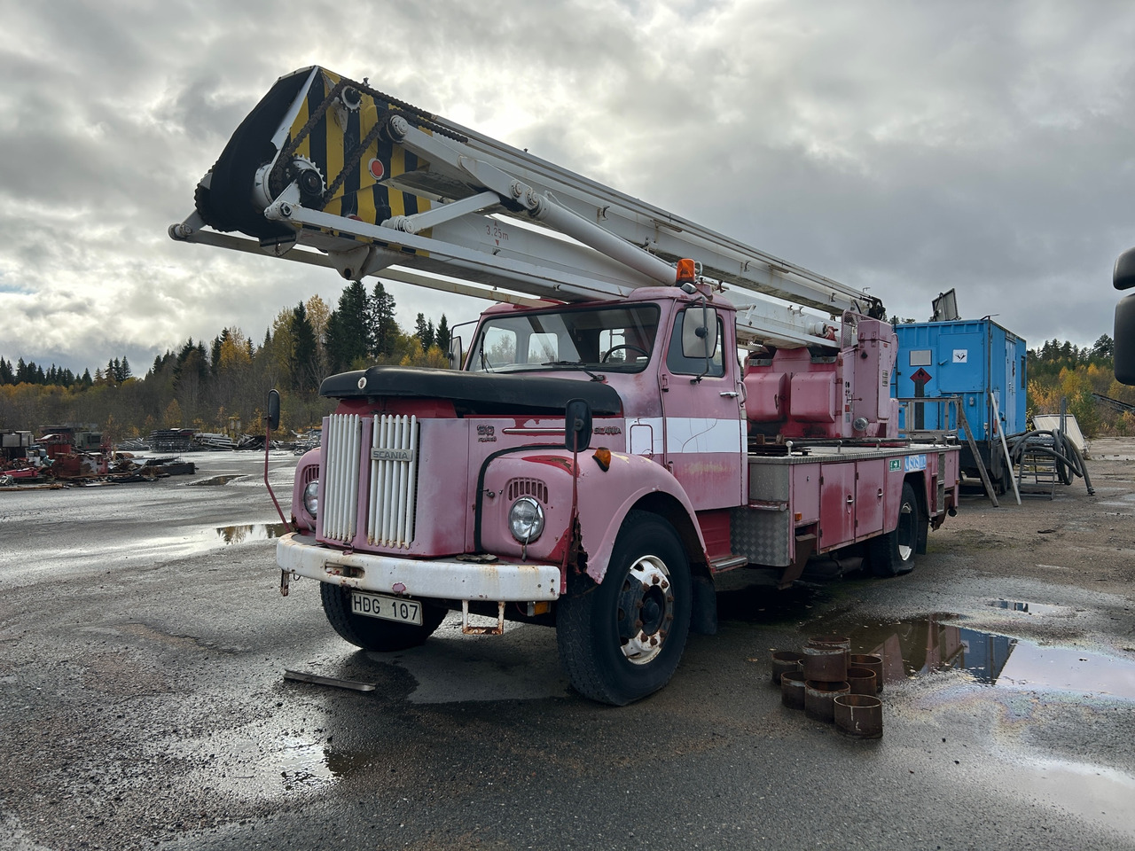 Scania 80 S 50 165 - Tuletõrjeauto: pilt 1 Scania 80 S 50 165 - Tuletõrjeauto: pilt 1