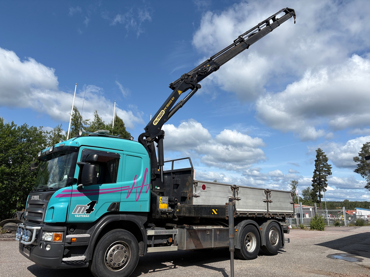 Scania P400LB6X2 - Kraanaga veoauto: pilt 1 Scania P400LB6X2 - Kraanaga veoauto: pilt 1