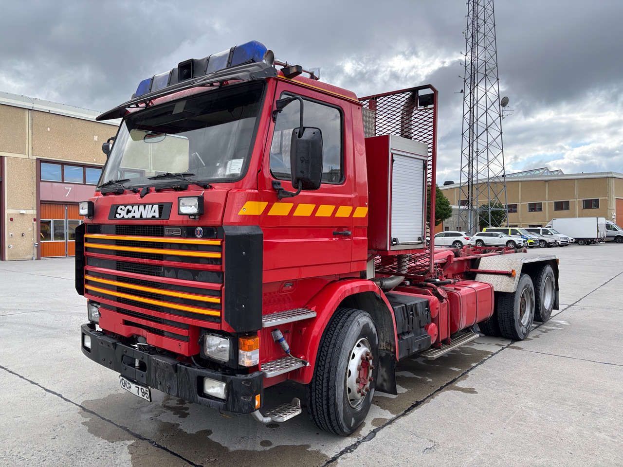 Scania R143 HL - Konkstõstukiga veoauto: pilt 1 Scania R143 HL - Konkstõstukiga veoauto: pilt 1