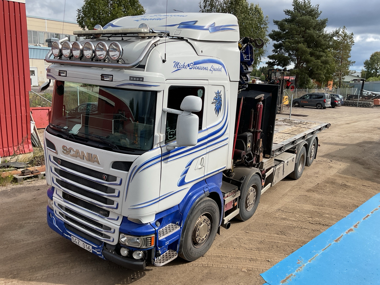 Scania R560 - Kraanaga veoauto: pilt 1 Scania R560 - Kraanaga veoauto: pilt 1