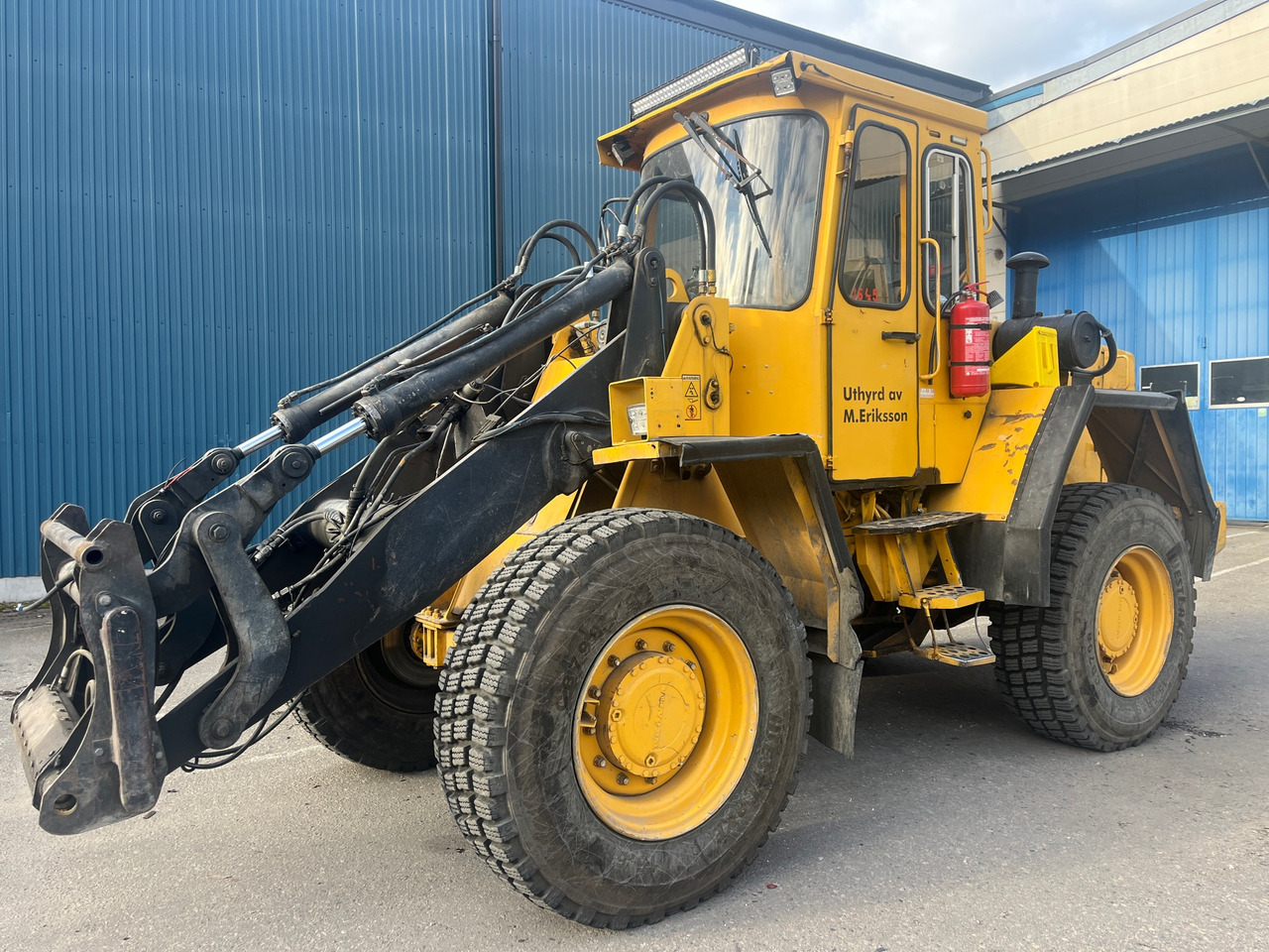Volvo 4200B - Rataslaadur: pilt 1 Volvo 4200B - Rataslaadur: pilt 1