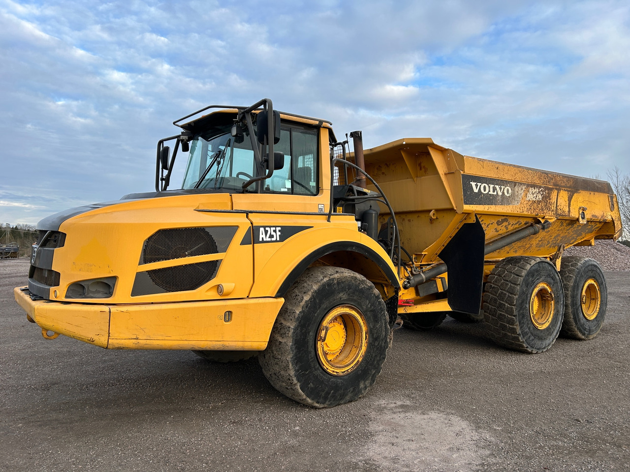 Volvo A25F - Kallur: pilt 1 Volvo A25F - Kallur: pilt 1