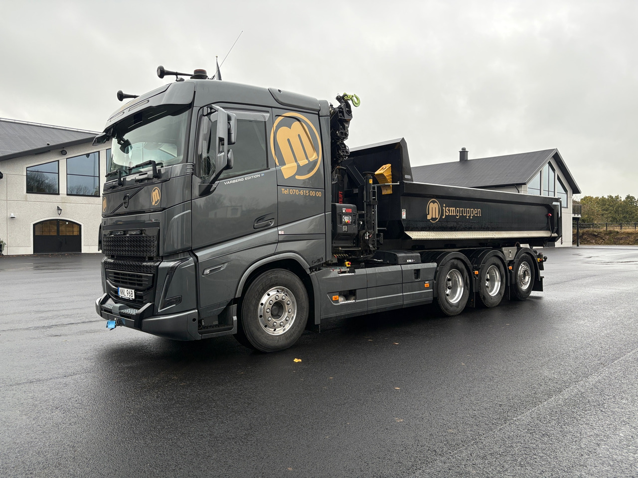 Volvo FH 8x4 Tridem - Kraanaga veoauto: pilt 1 Volvo FH 8x4 Tridem - Kraanaga veoauto: pilt 1