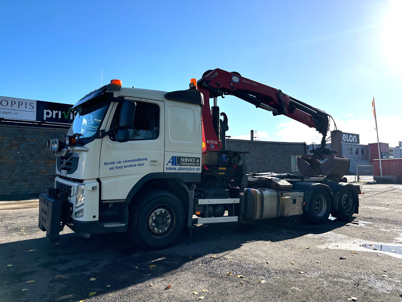 Volvo FM12 - Kraanaga veoauto: pilt 1 Volvo FM12 - Kraanaga veoauto: pilt 1