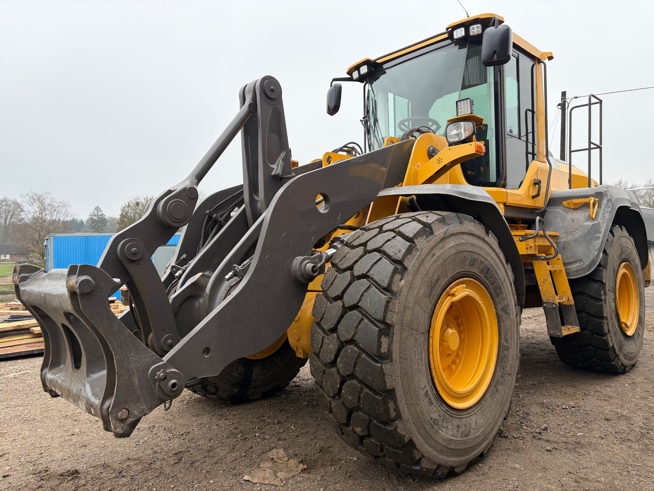 Volvo L110H - Rataslaadur: pilt 1 Volvo L110H - Rataslaadur: pilt 1