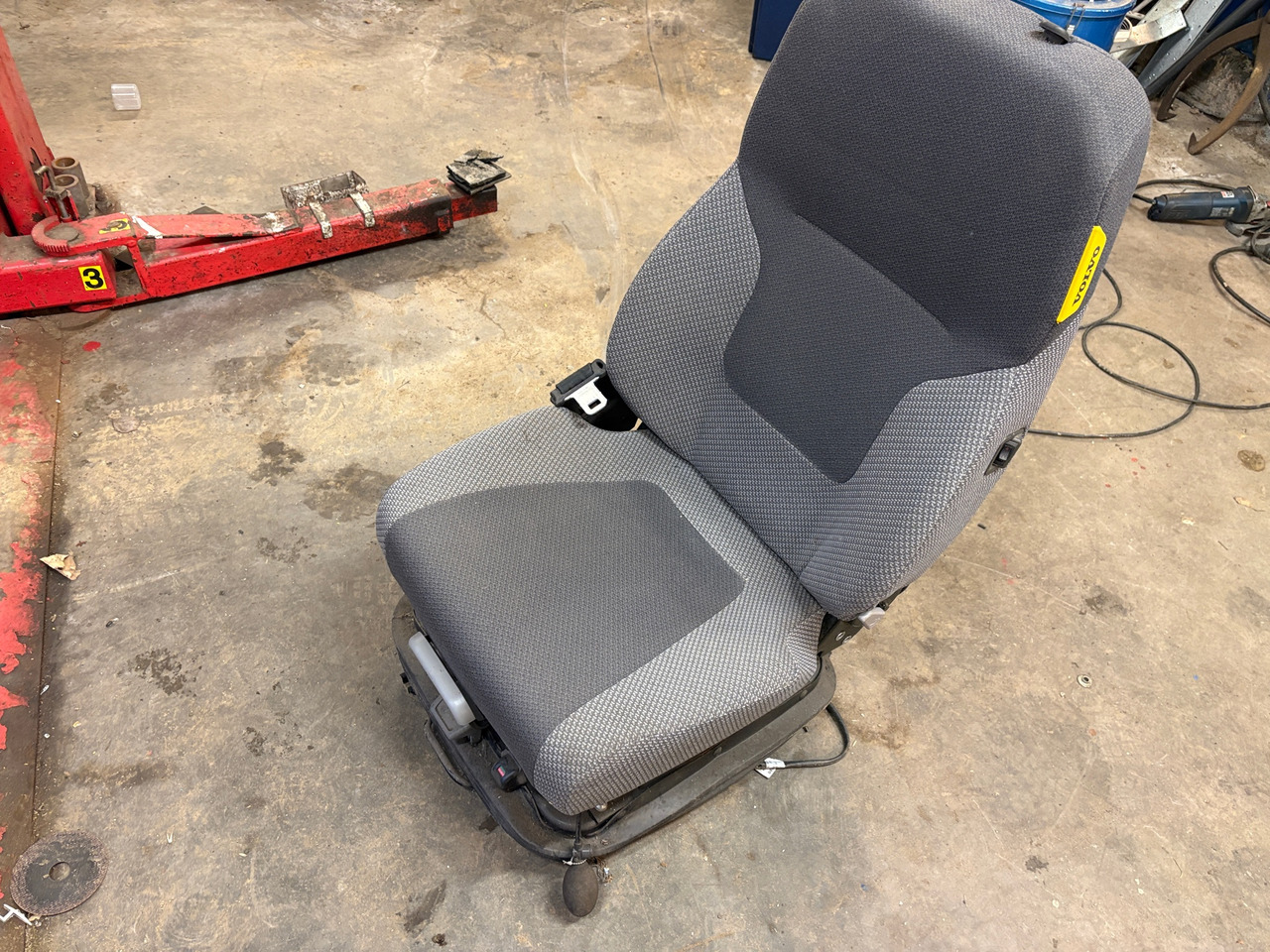 Volvo L90 - Ehitusseade: pilt 1 Volvo L90 - Ehitusseade: pilt 1