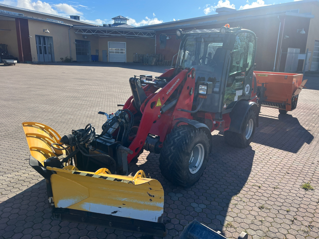 Weidemann 2070 CX80 - Rataslaadur: pilt 1 Weidemann 2070 CX80 - Rataslaadur: pilt 1