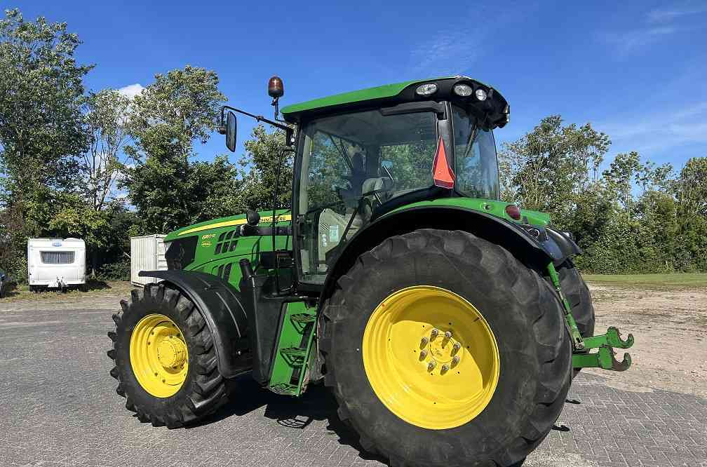 John Deere 6.150R 6150R powerquad - Traktor: pilt 2 John Deere 6.150R 6150R powerquad - Traktor: pilt 2