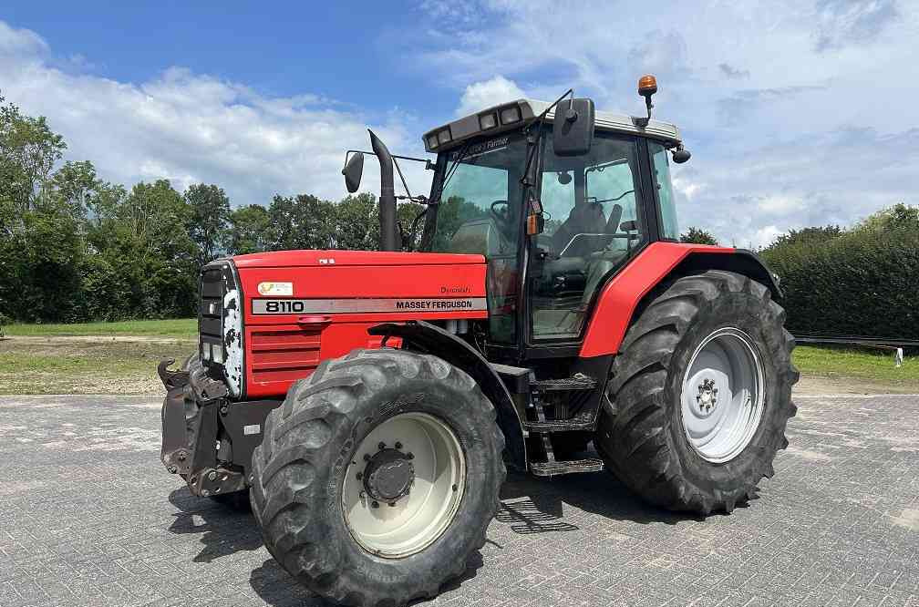 Massey Ferguson 8110 dynashift - Traktor: pilt 1 Massey Ferguson 8110 dynashift - Traktor: pilt 1