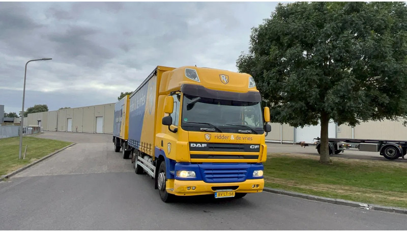 DAF CF 85.410 Schuifzijlen wagen 6x2 Daf CF85 - Kasti veoauto: pilt 2 DAF CF 85.410 Schuifzijlen wagen 6x2 Daf CF85 - Kasti veoauto: pilt 2