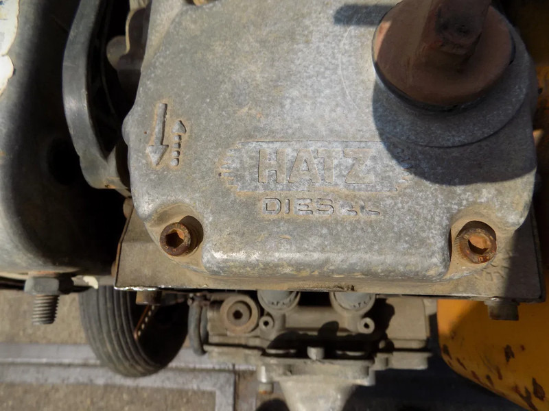 Diversen 1 cillinder hatz waterpomp merk wavo WAVO waterpomp 1 CILL HATZ - Veepump: pilt 3 Diversen 1 cillinder hatz waterpomp merk wavo WAVO waterpomp 1 CILL HATZ - Veepump: pilt 3