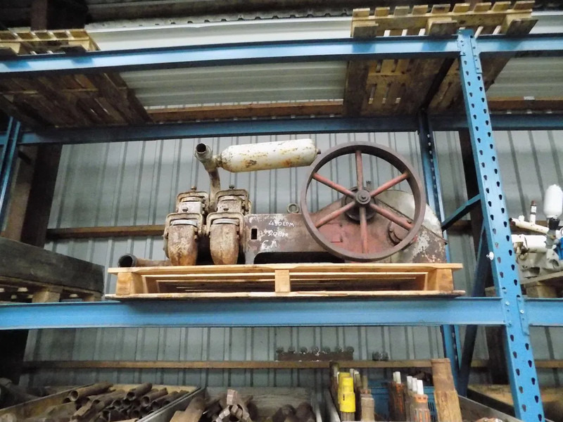 Diversen Celler Machinen fabrik CM Celler Machinenfabrik 331/1 - Veepump: pilt 1 Diversen Celler Machinen fabrik CM Celler Machinenfabrik 331/1 - Veepump: pilt 1
